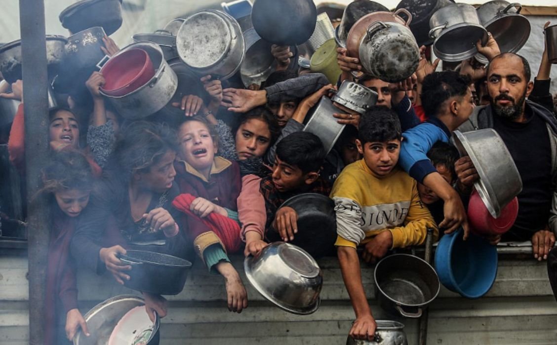 Serangan Israel Malam Ini: 100 Orang di Gaza Tewas, Gencatan Senjata Tak Kunjung Tercapai! Apakah Ini Genosida?